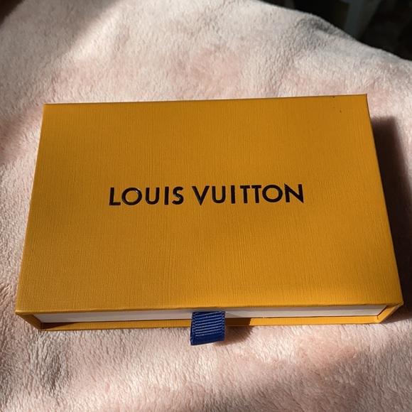 Designer Inspired Earrings Gold - Picture 7 of 8